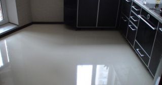 Наливной пол на кухне Морозовск, цена от 873 руб.